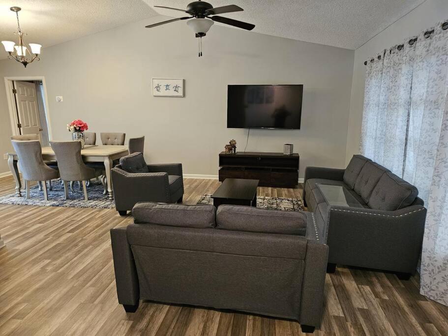 Seabreeze 3-Bedroom Pool Villa Close To The Beach!!! Port Charlotte Exterior photo